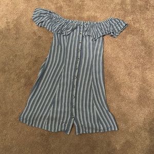 American Eagle off the shoulder dress
